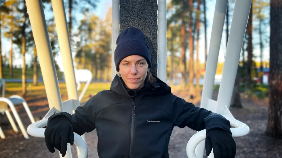 Ellen Dyverfeldt driver eget företag inom personlig träning och jobbar till stor del på digitala plattformar. Hon coachar sina kunder till att lära sig att ta kontrollen över sin hälsa. "De lär sig att själva ta beslut, men med min guidning", säger hon.