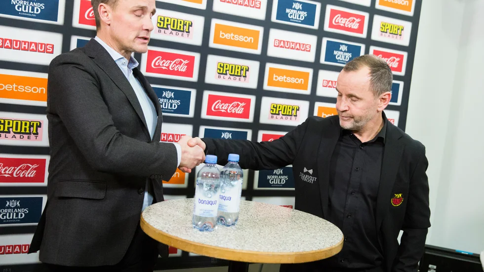 Roger Rönnberg och Thomas "Bulan" Berglund efter presskonferensen.