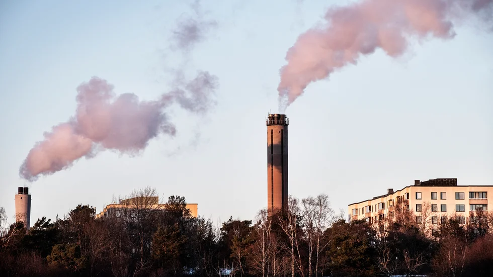 Koleldning utan hänsyn till koldioxidutsläppen pågick länge i Värtaverket – en av Stockholms största pannor.