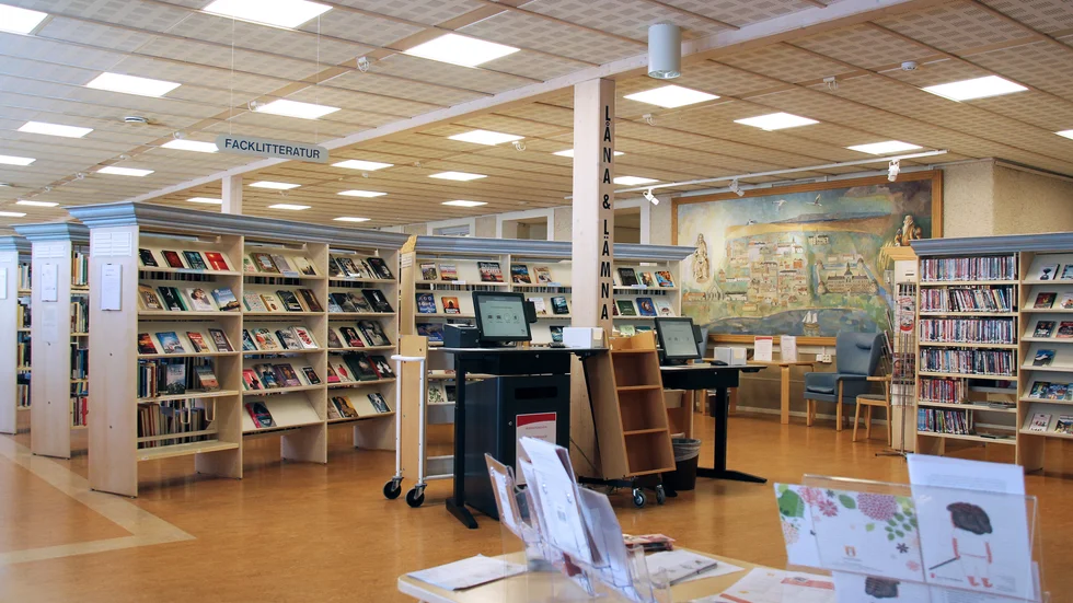 Meröppet på biblioteket stängs tills miljön kan tryggas för personal och låntagare.