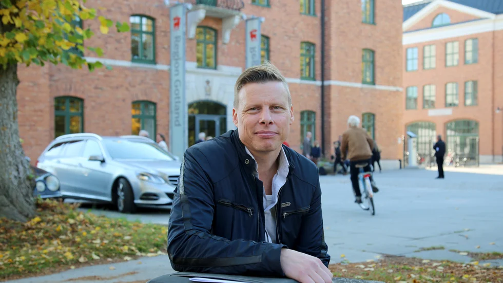 Fredrik Gradelius (C) svarar på insändare om Länkarnas hus.