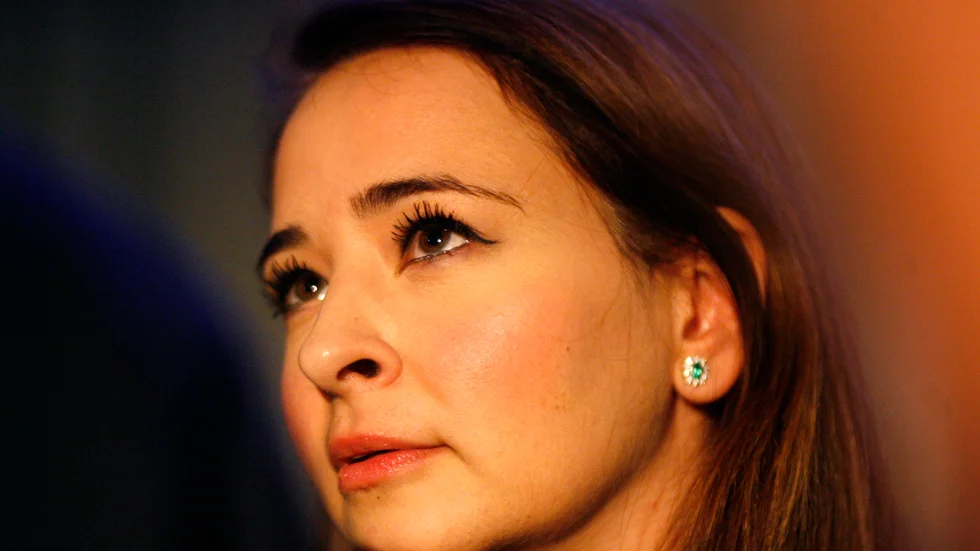 "Det är inte aktuellt med något regeringssamarbete utan det man har diskuterat är de frågor man tycker lika i och det ser inte jag som något konstigt överhuvudtaget", säger Alice Teodorescu Måwe.
