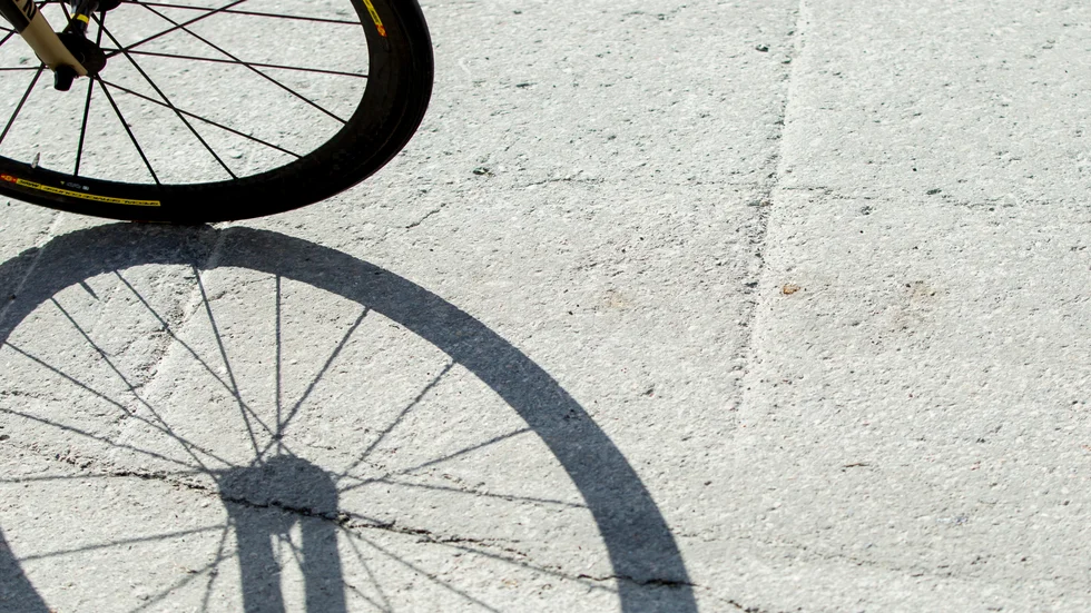 Insändarskribenten menar att Strängnäs kommuns cykelsatsning också bör gälla de som bor utanför tätorten.