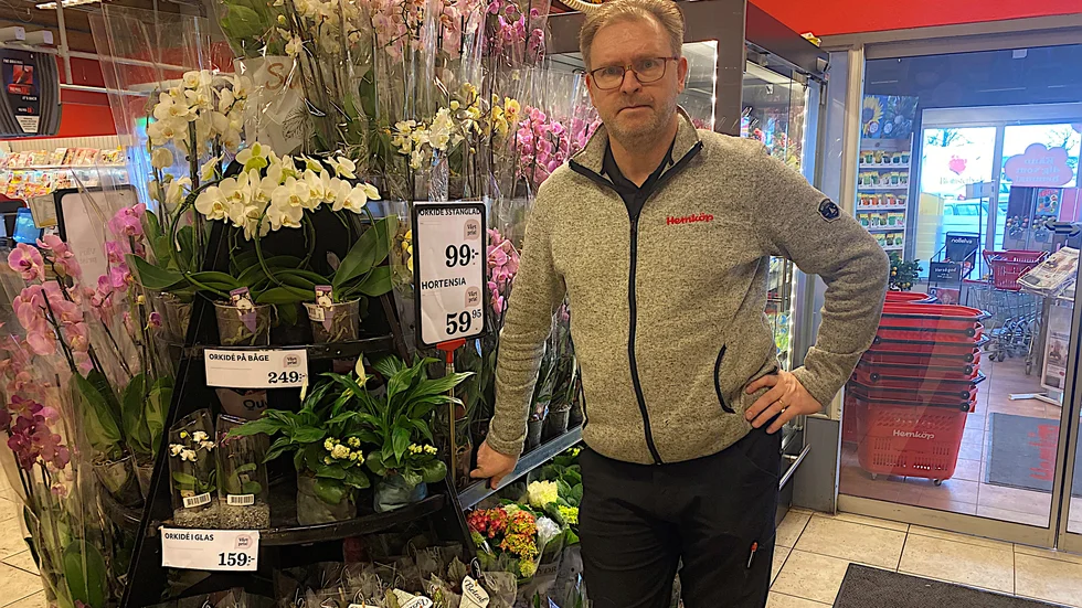 "Det fungerade bra, vi hade ett 20-tal kunder inne på morgonen som var väldigt tacksamma", säger Per Arén på Hemköp i Söderköping.