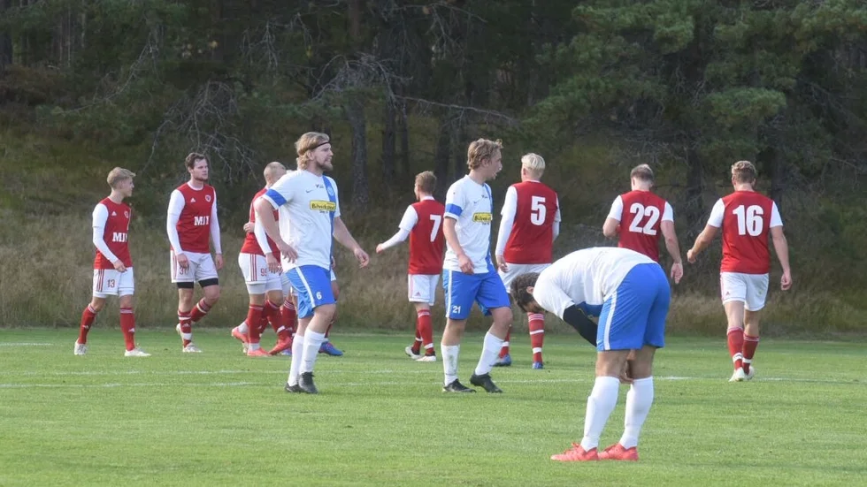 Södra Vi föll tungt hemma mot seriesegrarna Ruda. 