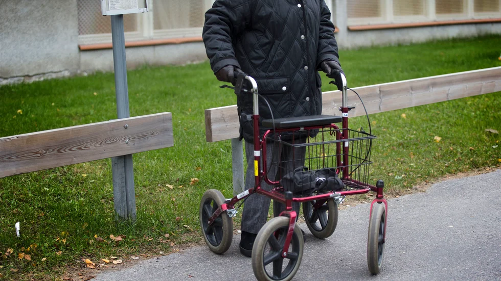 Länsunionen vill förbättra möjligheterna för äldre att resa kollektivt.