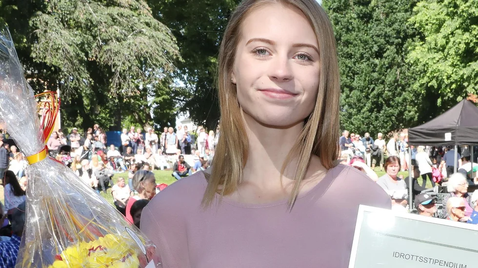 Maxine Olsson begåvades med en ny medalj på lördagen då hon och hennes lagkamrater i Örebro grejade ett NM-brons.
