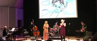 Hyllning till Nina Simone avslutade jubileet