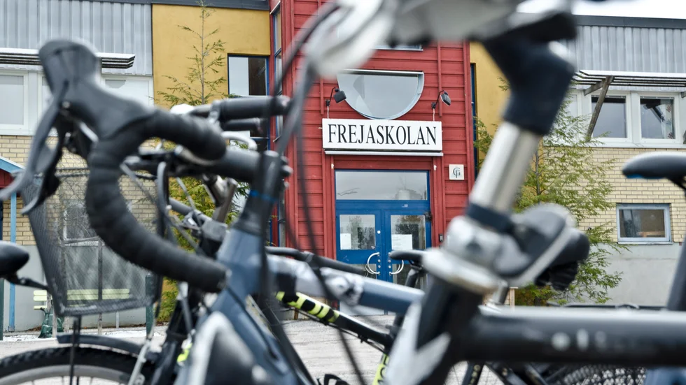Om Gnesta inte vill rankas som sämsta skolkommunen i landet, gäller det att trampa på i rätt riktning med tydliga mål. Allt börjar hos politikerna.