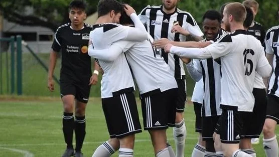 Rimforsas herrlag vann stort mot Brokind i cupen. Även damlaget vann stort. 