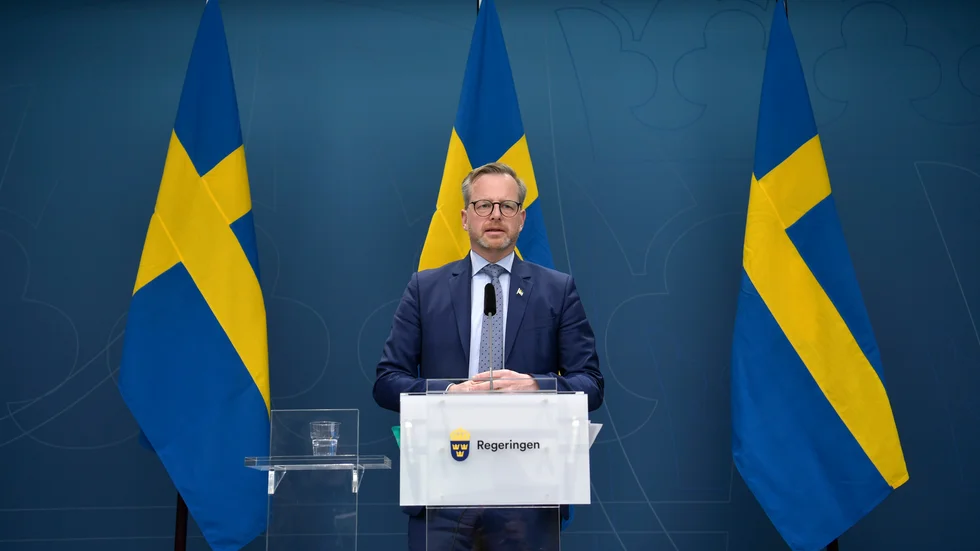 Inrikesminister Mikael Damberg vid en pressträff på tisdagen med anledning av att EU:s stats- och regeringschefer enats om att införa reseförbud in i unionen.