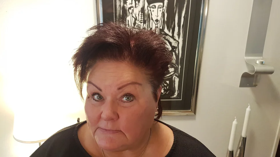 Margaretha Stjernefelt väljer att berätta sin historia. "Jag gör det för dem som inte vågar och kan. Jag tycker att kommunen borde ha rivit hela skolan eftersom det varit miljöproblem så länge."