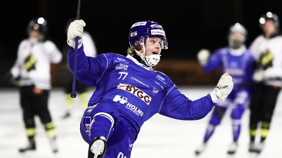 Viktor Hulthammar gjorde både 1-1 och 3-1 när IFK Motala besegrade Frillesås i lördagens träningsmatch.