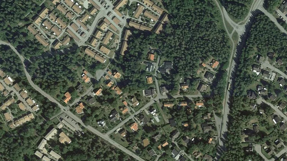 Området kring Lillbacksvägen 3
