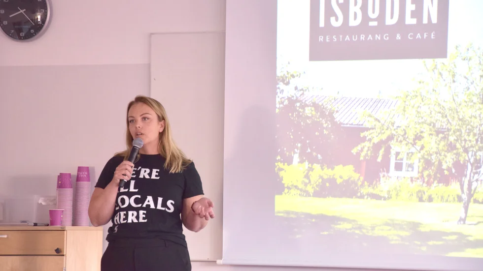 Kalina Wallenberg, Stiftsgården, berättade om sommarsatsningarna vid kommunens morgonmöte, bland annat möjligheten att ha en utekonferens.