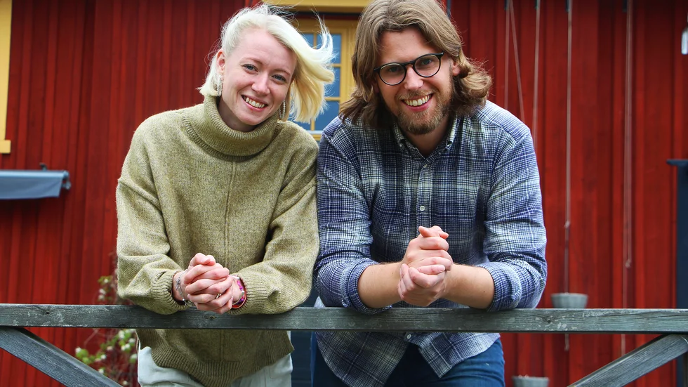 Emmy Andersson och Hjalmar Olofsson står inför sin första sommar som ansvariga för Kanalmagasinet i Mem.