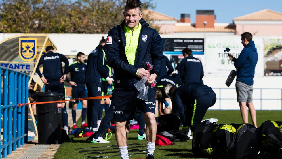 Personlig tränare, massör och fystränare finns i Jonas Hellbergs arbetsbeskrivning. Han kommer att iklä sig den sistnämnda rollen i Vita Hästen anno 2021/22. 