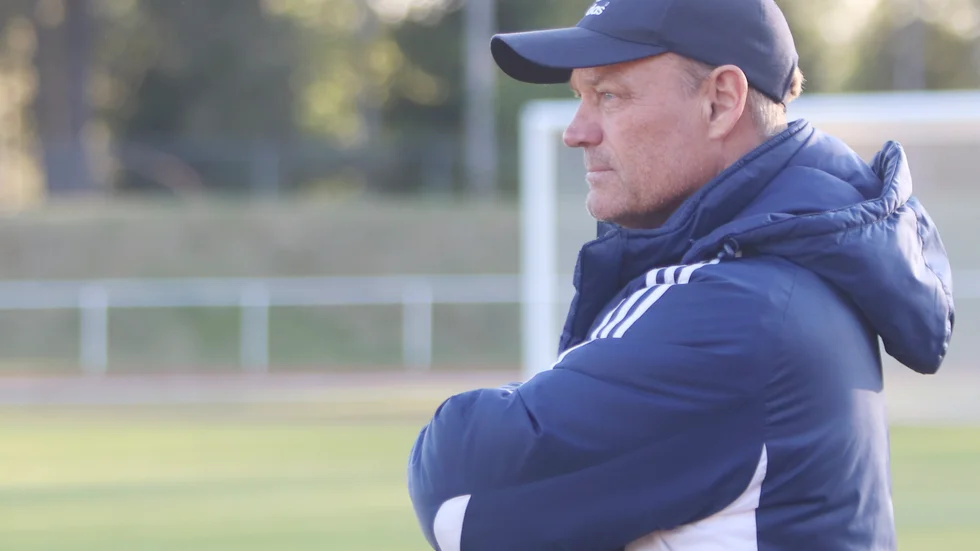 DFK-tränaren Kent Lembke fick två positiva besked inför långfredagens träningsmatch.