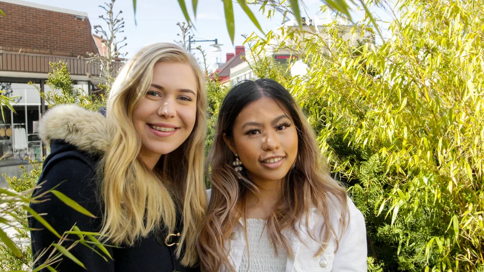 Året som UF-företagare har gett Kajsa Ekengren och Veronica Nguyen lärdomar för livet. I onsdags belönades deras slit med prisregn på en livesänd utdelning.