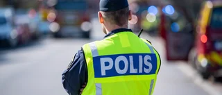 Personbil stals av okända gärningsmän