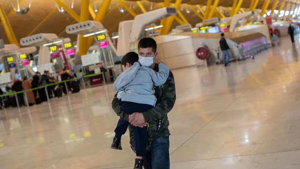 Madrids flygplats Adolfo Suárez Madrid-Barajas är en av de möjliga inresepunkterna till Spanien. Men inte för alla, ett strikt regelverk styr vilka som är välkomna. Arkivbild.