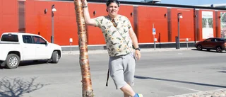 Jonas har fått jobb och lägenhet