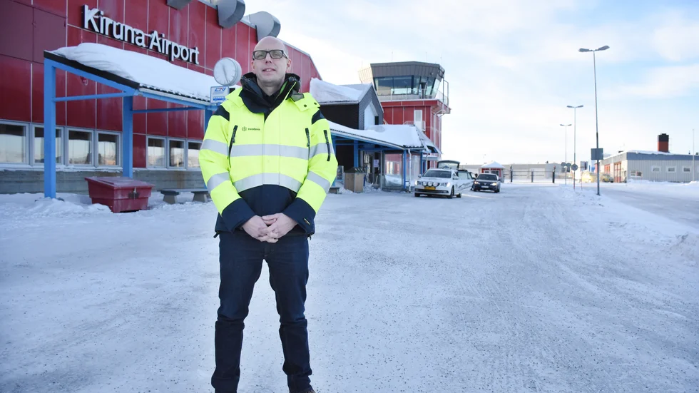 Andreas Fredriksson, flygplatschef Kiruna Airport tycker regeringens besked var positivt för flygplatsen.