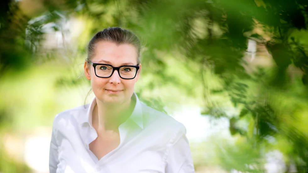 Hårdsatsa tidigt på de elever som riskerar att inte få godkända resultat. Visa att du tror på dem. Få dem att ändra sin egen självbild. Det är Lina Axelsson Kihlblom recept för att leda en framgångsrik skola.
