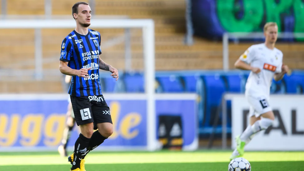 Adam Hellborg har startat de tre inledande omgångarna för Sirius.