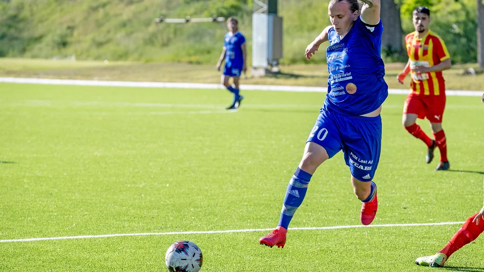 Bortamatch väntar för Morgan Asplund och Värmbol mot Huddinge på lördag eftermiddag.