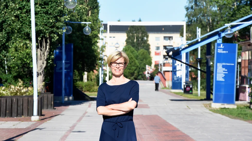 LTU.s rektor Birgitta Bergvall-Kåreborn tror att en satsning på arbetsintegrerade studier kan lyfta lärarutbildningen.