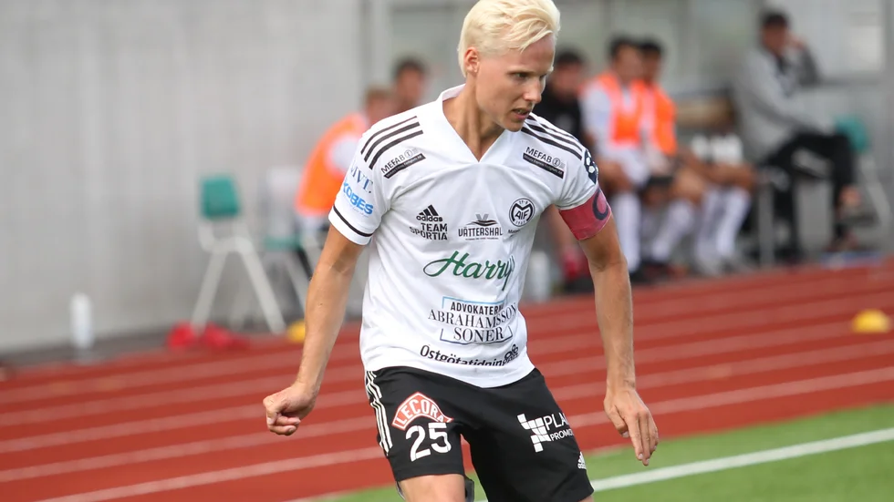 Simon Karlsson och Maif stod inför en tuff uppgift borta mot tabelltvåan Utsikten. 