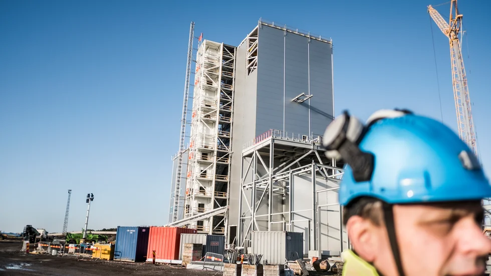 Hybrit i Luleå - SSAB:s, LKAB:s och Vattenfalls gemensamma projekt för att utveckla en fossilfri stålproduktion - är ett exempel på det förnyelsearbetet som påbörjats.