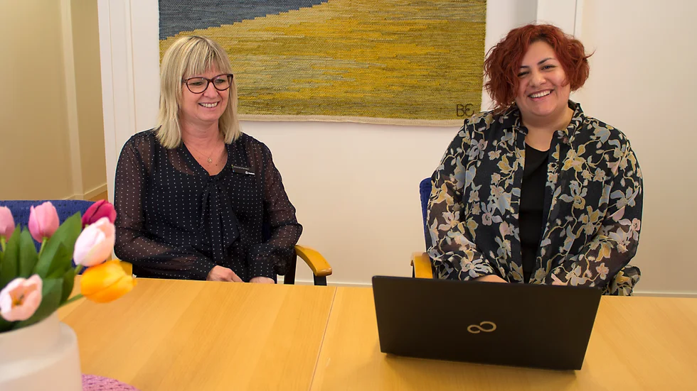 Rektor Anna-Lena Karlsson och SFI-lärare Gabriela Briseno tycker att distansundervisningen gått över förväntan. 