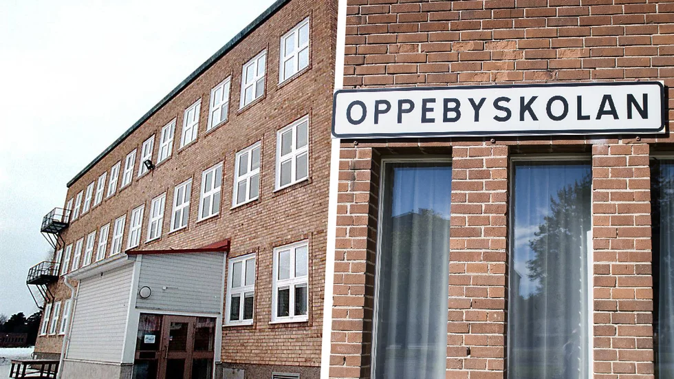 Både Släbroskolan och Oppebyskolan rivs - och insändarskribenten oroar sig för att platser för lek och spel försvinner.