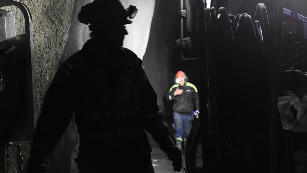 Besiktningar efter jätteskalvet visar att berget har rasat på flera ställen nere i gruvan och bland annat blockerar infarter till några produktionsområden. Arkivbild. 
