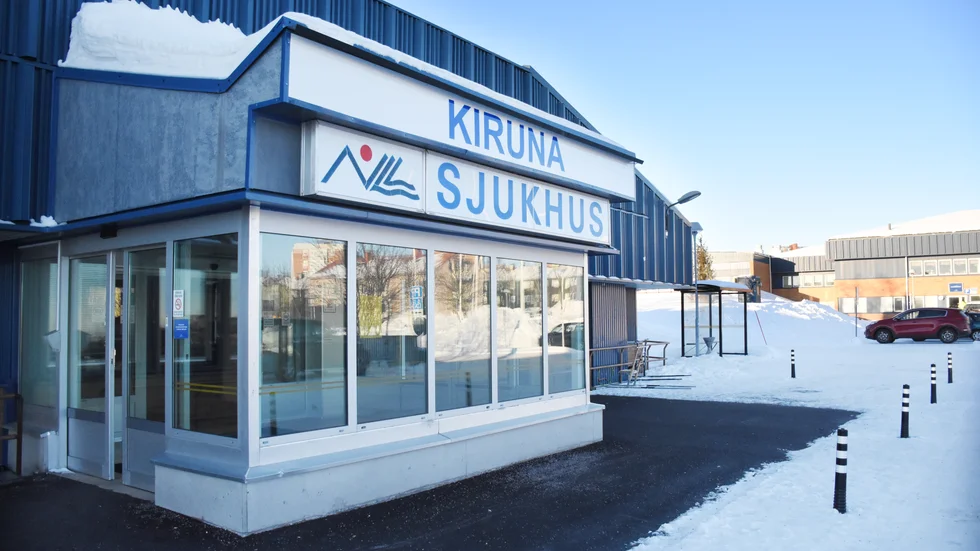 Det står klart att Kiruna sjukhus ska rivas till förmån för ett nytt på grund av det gamla sjukhuset befinner sig inom deformationszonen. 