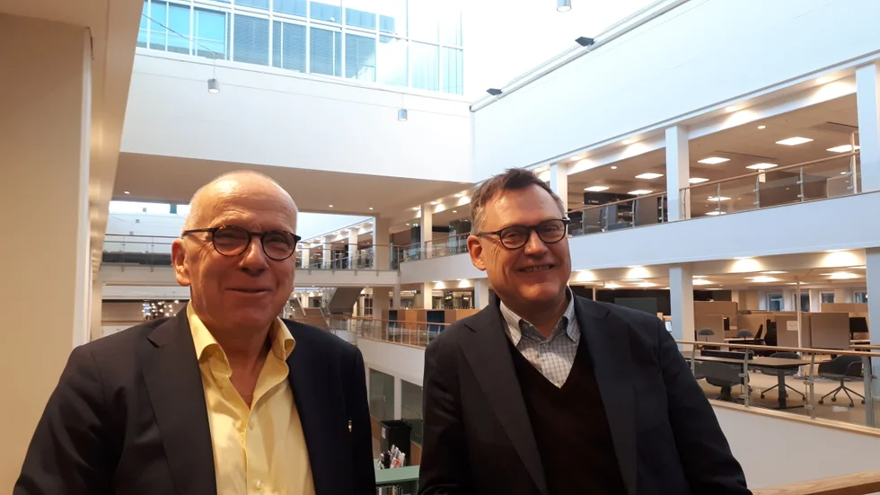 Folkbladets Widar Andersson uppskattar att Skolverkets generaldirektör (till höger i bild) tar tag i yrkesubildningens brister i gymnasiet och vuxenutbildningen. Bilden är tagen i ett annat sammanhang då Folkbladet för ett par år sedan intervjuade Peter Fredriksson. 
