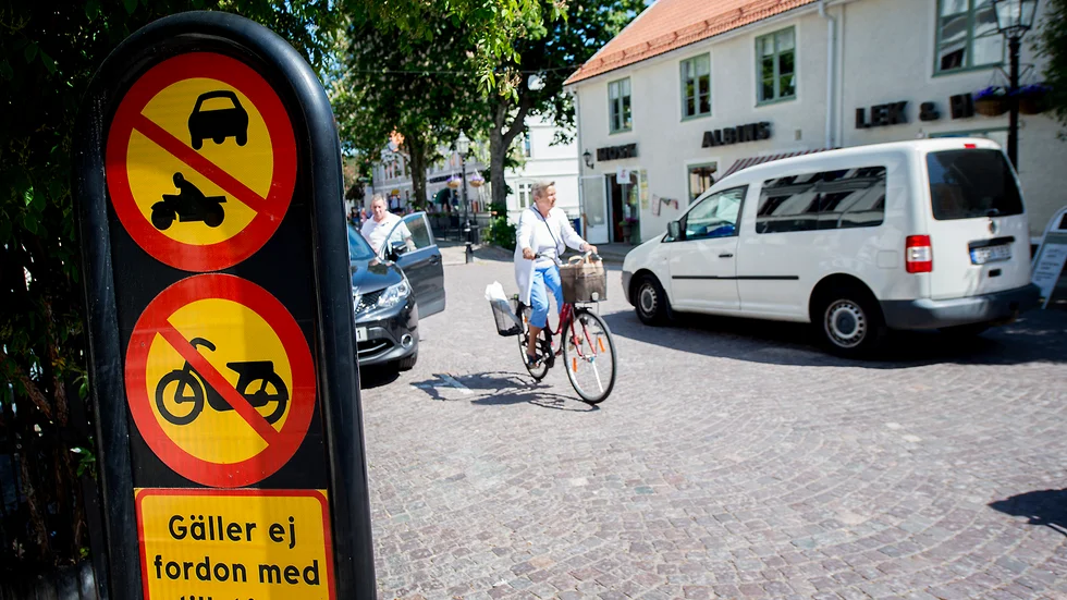 Stopp för biltrafik på Trosa torg.