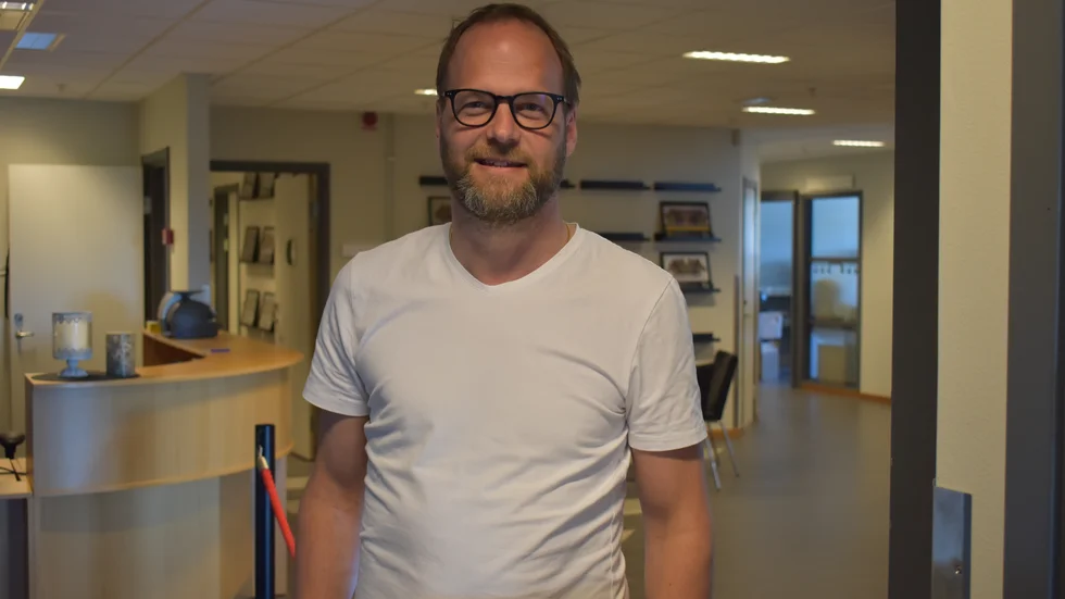 AIK:s sportchef berättar som sin och klubbens syn på den nya verkligheten i sportvärlden med privata camper som har börjat ta plats.
