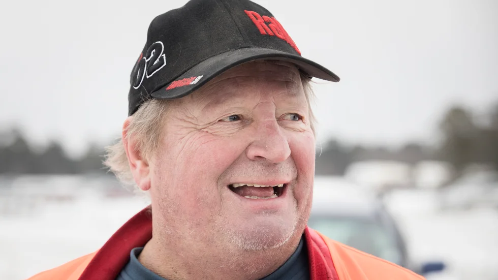  "Jea" Hellström ska försöka att dra ner lite på sina uppdrag inom bilsporten.
