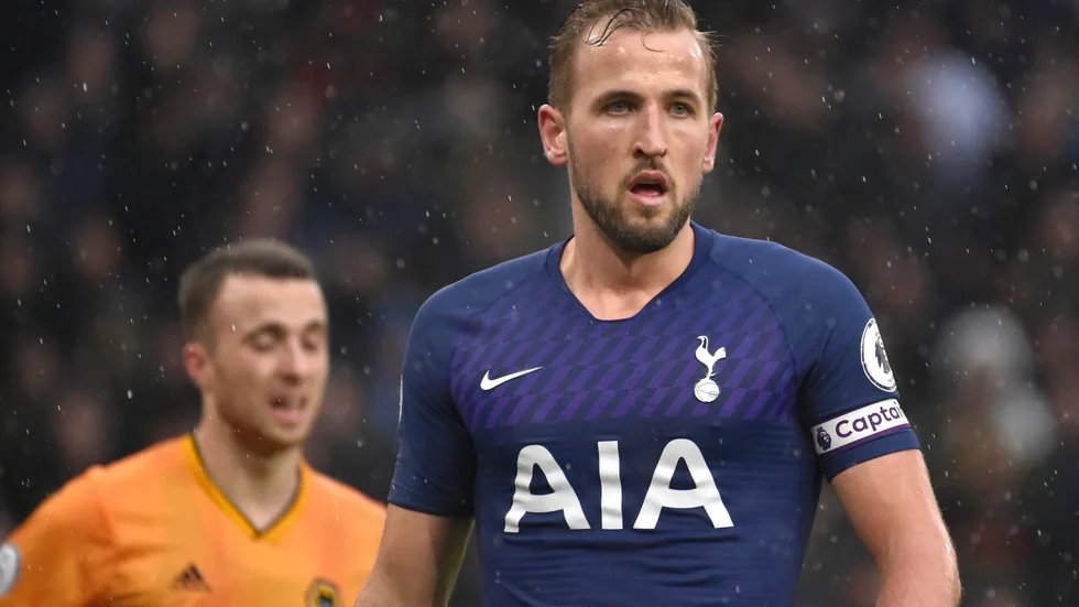 Harry Kane vill inte att ligasäsongen ska fortsätta in i juli eller augusti. Arkivbild.