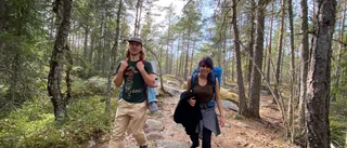 Fulla dass och slut på ved när vi coronaflyr till skogs