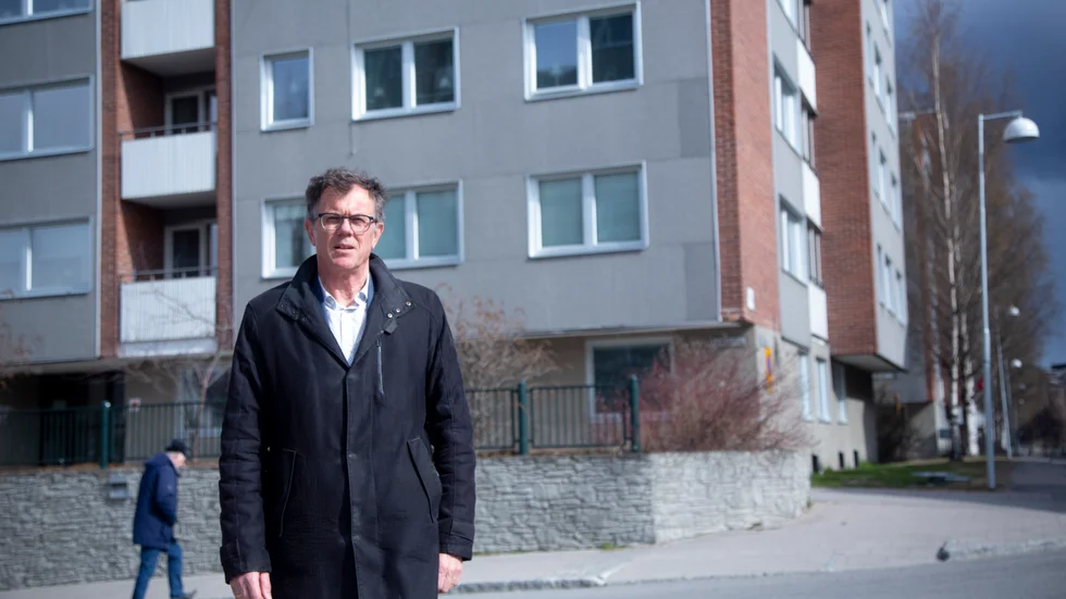Kraftigt höjda hyror väntar flera hyresgäster på Prästgårdsgatan om Pitebos yrkande går igenom. Ordförande Anders Lundkvist (S) står bakom bruksvärderingen.