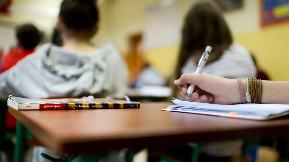 Fortsatt stora skillnader i betygssättning i gymnasieskolan, enligt Skolverket. Arkivbild.
