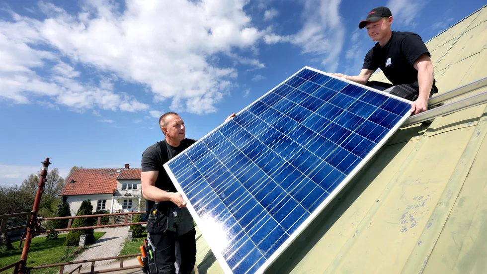 Gotlänningarna har fått mest stöd per capita för att installera solceller. Pengarna kan sökas av både företag och privatpersoner.