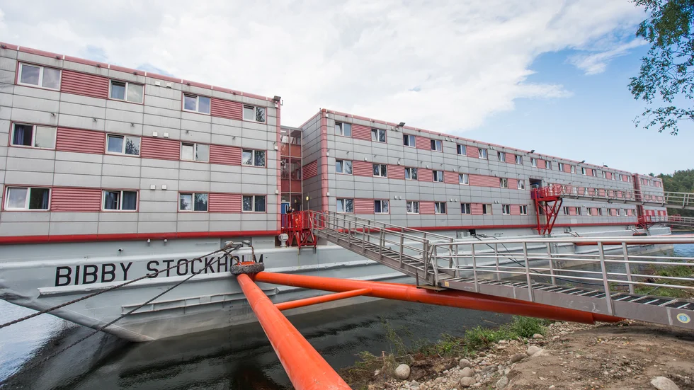 Bygglovet för "Bibby Stockholm" förlängs fram till oktober 2024. Men fortfarande är det oklart om den kommer husera vindkraftsarbetare igen.