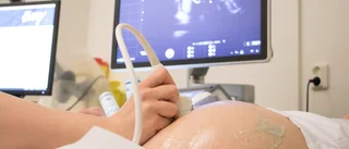 Har inte ändrat rutinerna för igångsättning av graviditet efter nya rön