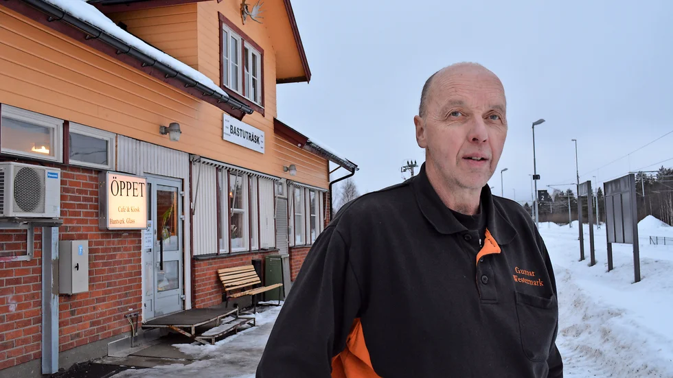 Gunnar Westermark är med och driver järnvägsstationen i Bastuträsk, som ska stå som värd för mötet.