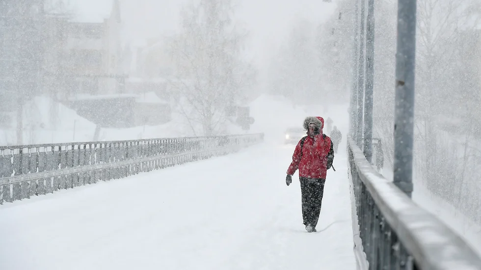 Blåsigt och snöigt på Parkbron. Foto: Jeanette Lövgren